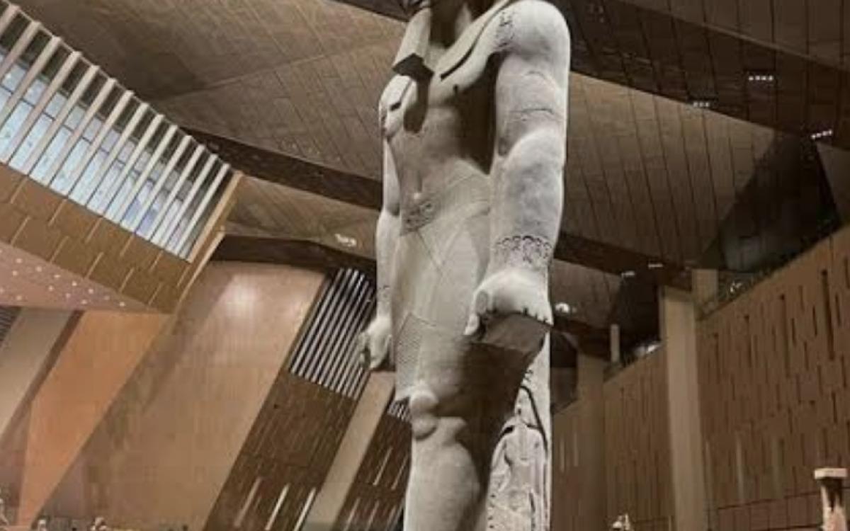 🚍✨ Экскурсия в Каир из Шарм-эль-Шейха – Новый Египетский музей, Пирамиды и Сфинкс 🏛️