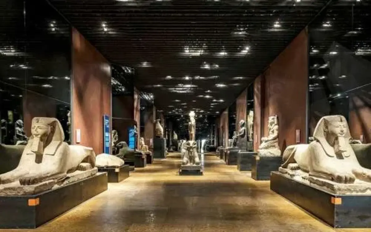 Чарівний Музей Стародавностей у Хургаді.