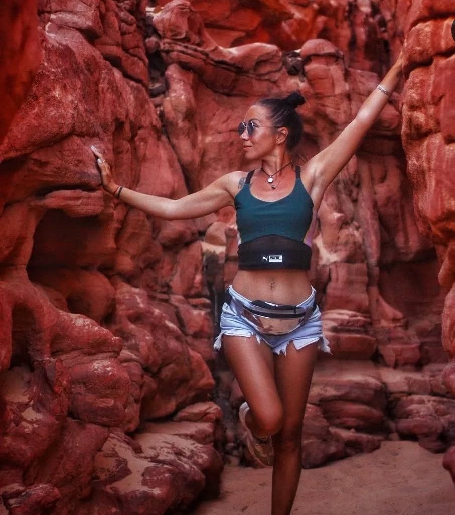 5Renkli Kanyon & Dahab — Şarm El Şeyh’ten, çölün denizle buluştuğu yer!  🏜️🌊✨