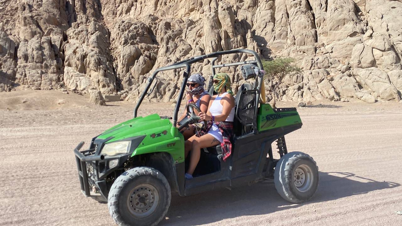 6Buggy Turu — Şarm El Şeyh’ten: Polaris iki ve dört kişilik araçlar!  🏜️🚗💨
