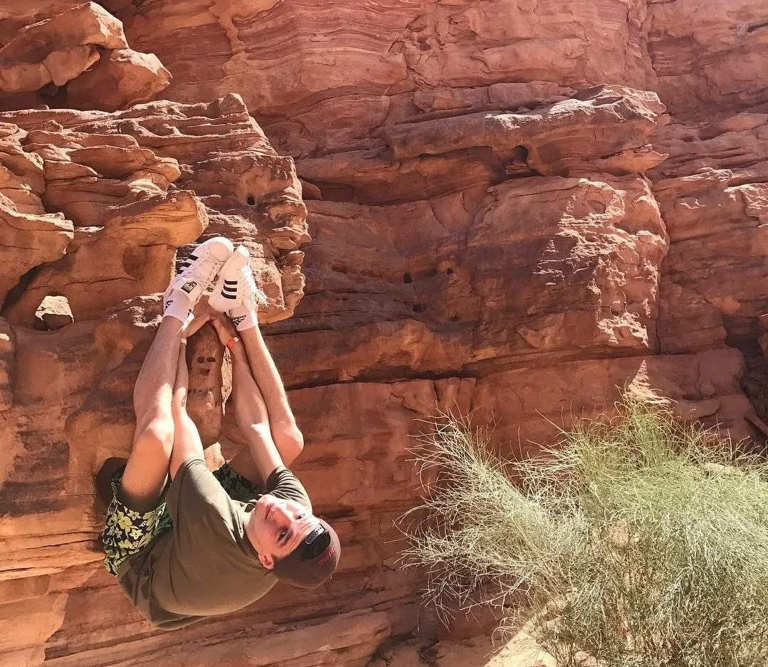 6Renkli Kanyon & Dahab — Şarm El Şeyh’ten, çölün denizle buluştuğu yer!  🏜️🌊✨