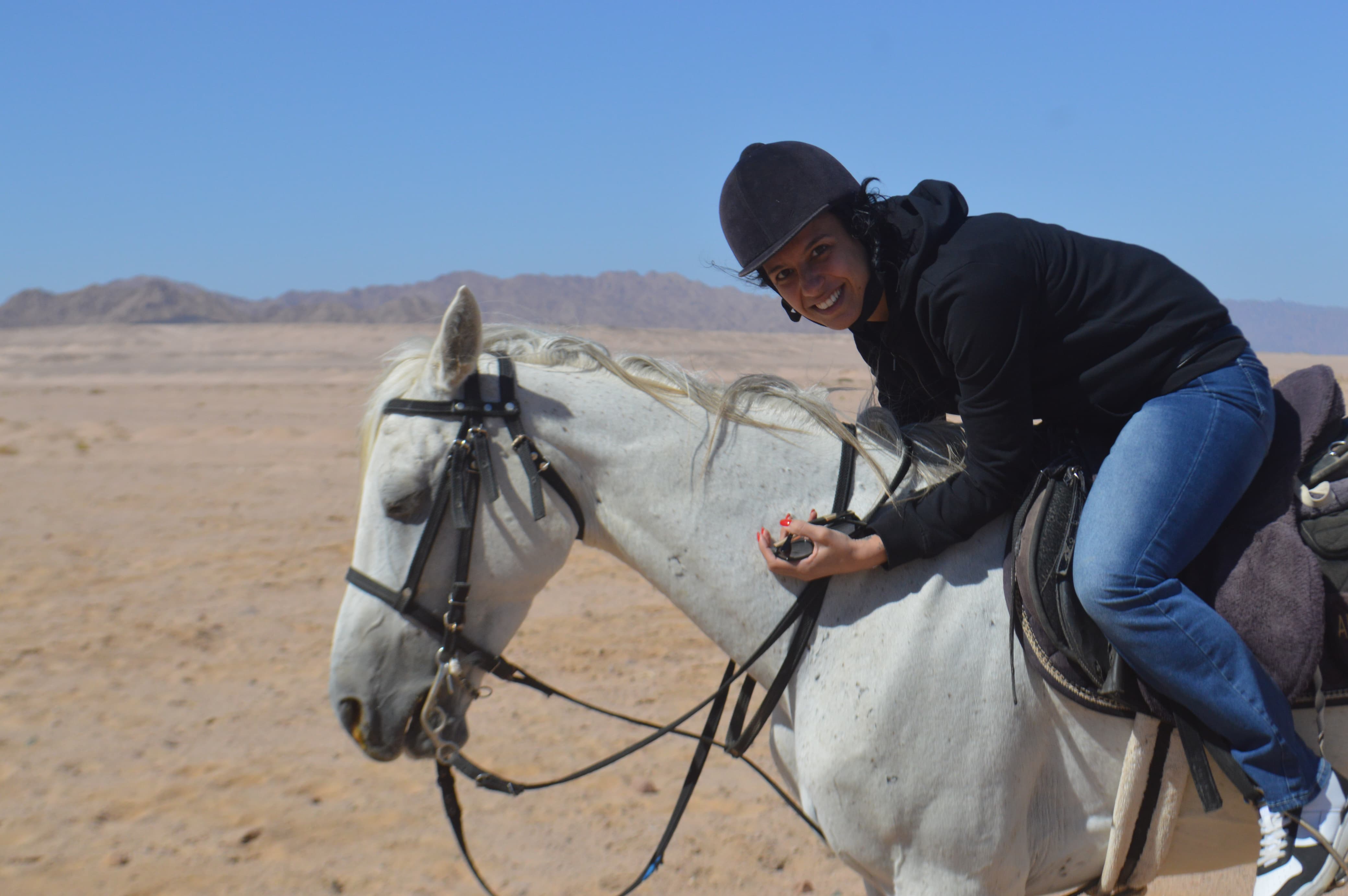 9Sharm El Sheikh’te At Binme – Altın Çölün Özgürlüğünü Hissedin! 🏇